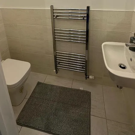 Fort House 6 Large Private Bedrooms With 7 Beds, Close To Nec, Jlr, City Centre Birmingham Exterior photo
