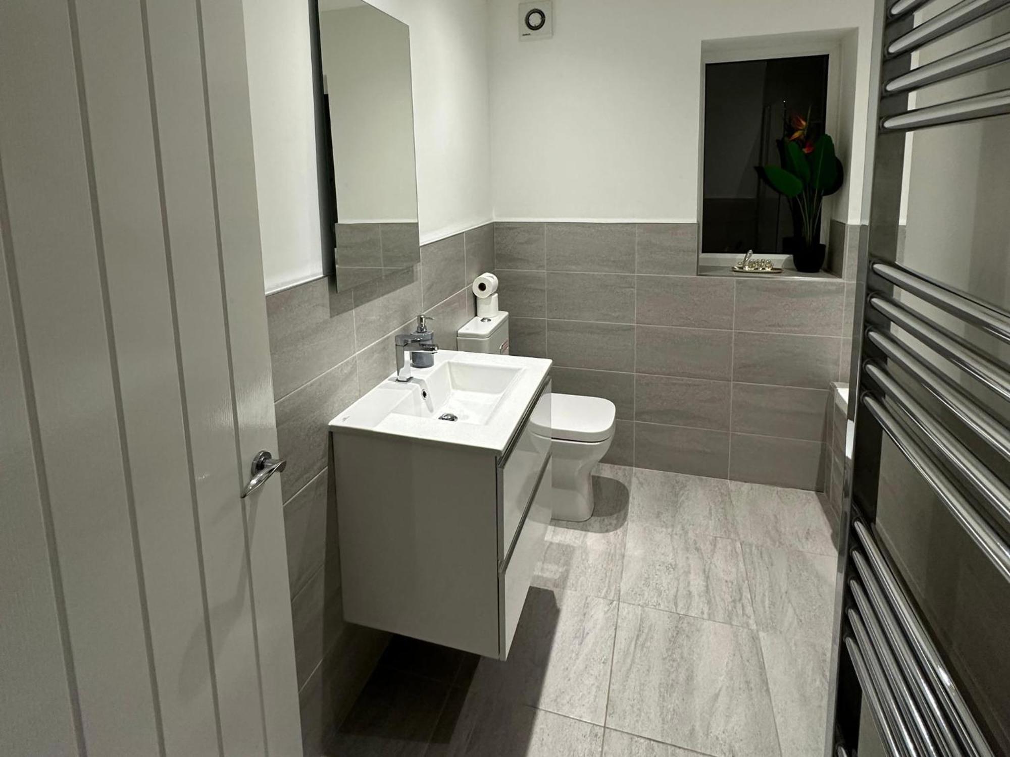Casa vacanze House 6 Large Private Bedrooms With 7 Beds, Close To Nec, Jlr, Centre Birmingham